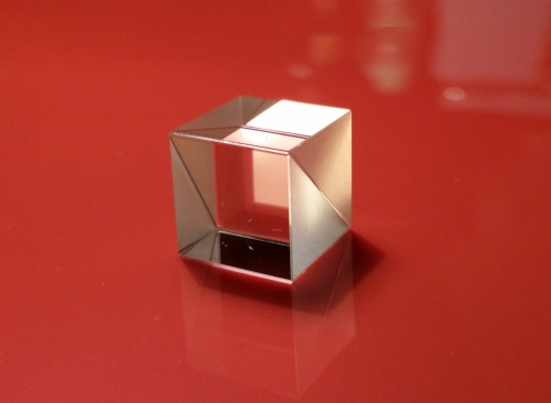 Cube Beamsplitters